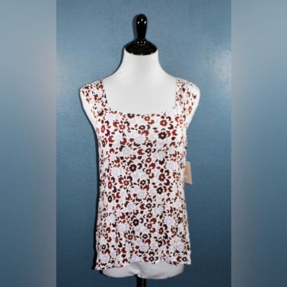 14TH & UNION - Shirred Straps Floral Blouse - Picture 3 of 8